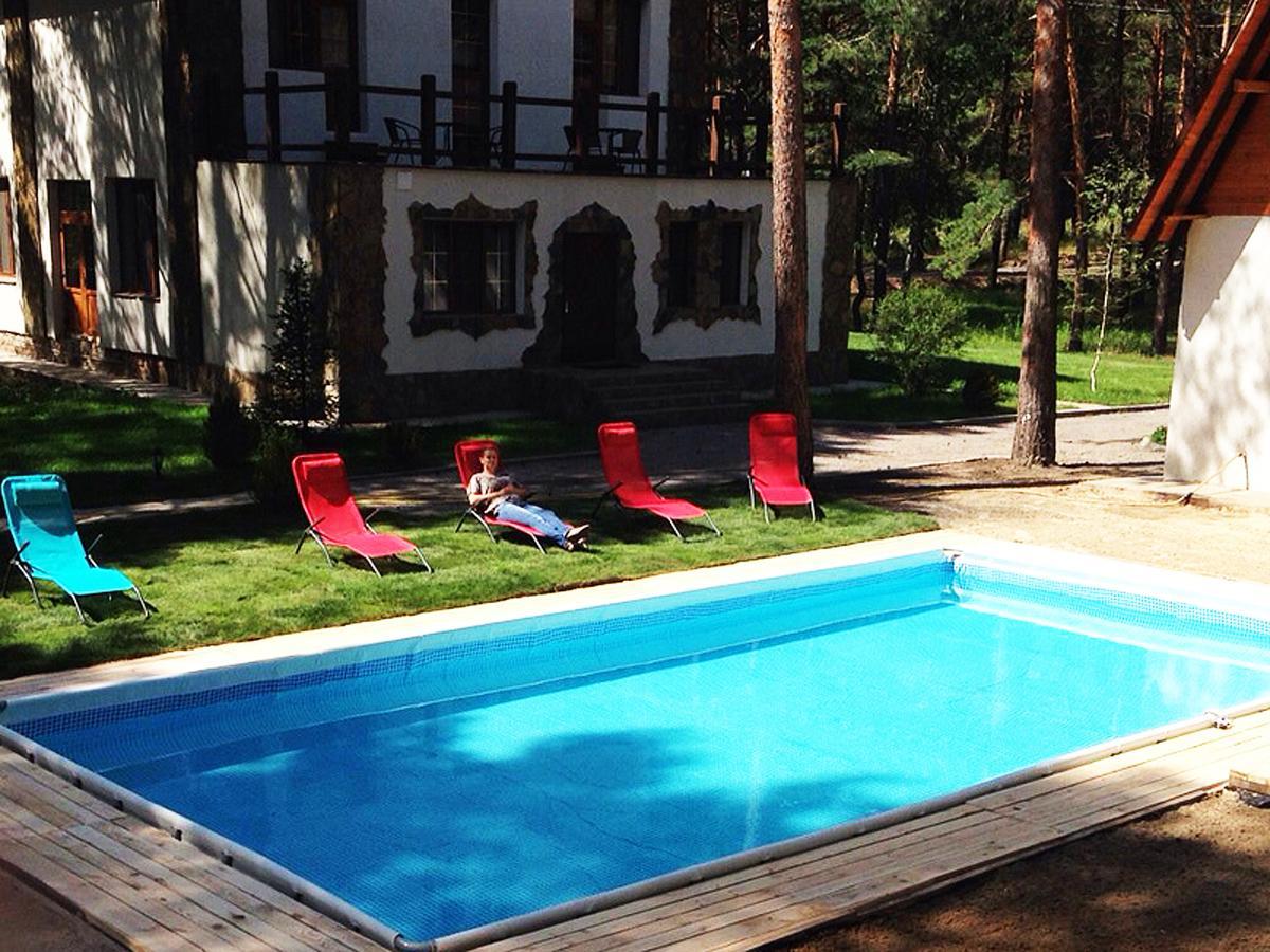Hotel Pershyi Kordon Tourist Complex Medvedevka Exteriér fotografie
